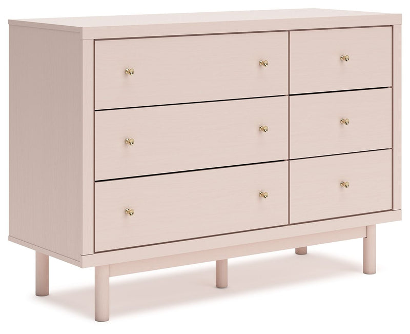 Wistenpine - 9 Pc. - Dresser, Mirror, Chest, Full Upholstered Panel Bed, 2 Nightstands - Blush