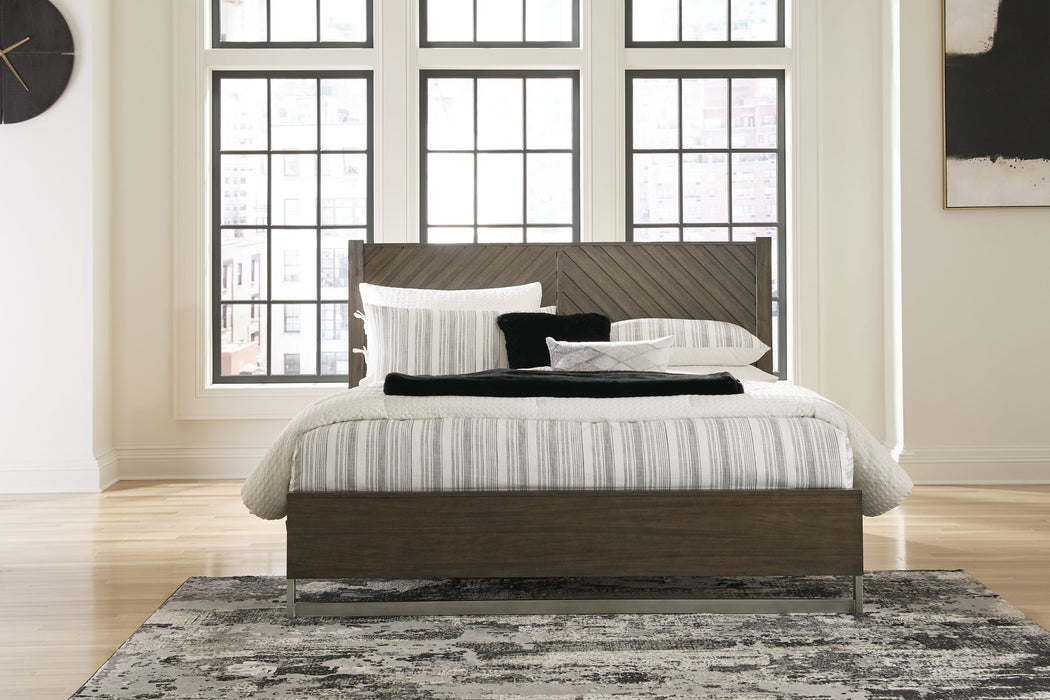 Arkenton - 5 Pc. - Dresser, Mirror, California King Panel Bed - Grayish Brown