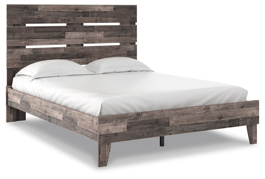 Neilsville - Panel Bed