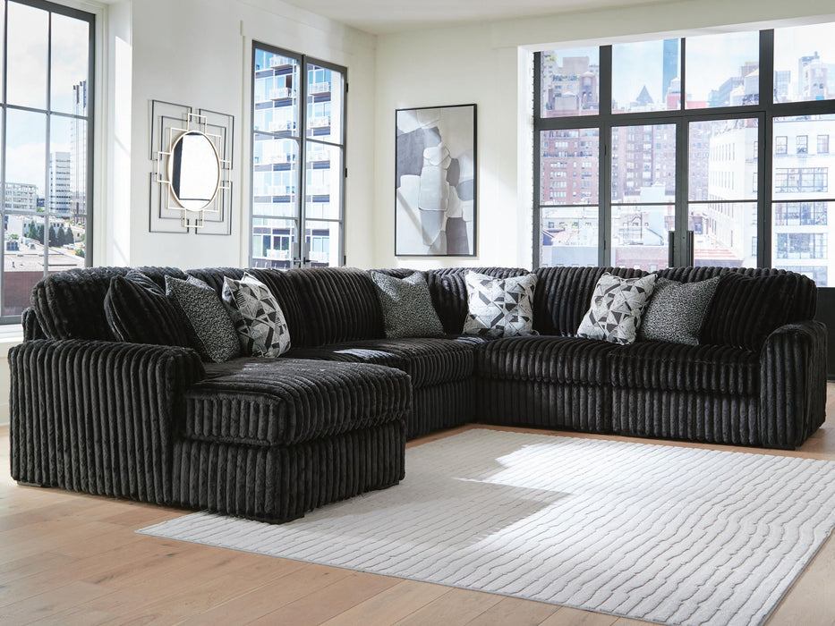Midnight-Madness - Sectional - Onyx