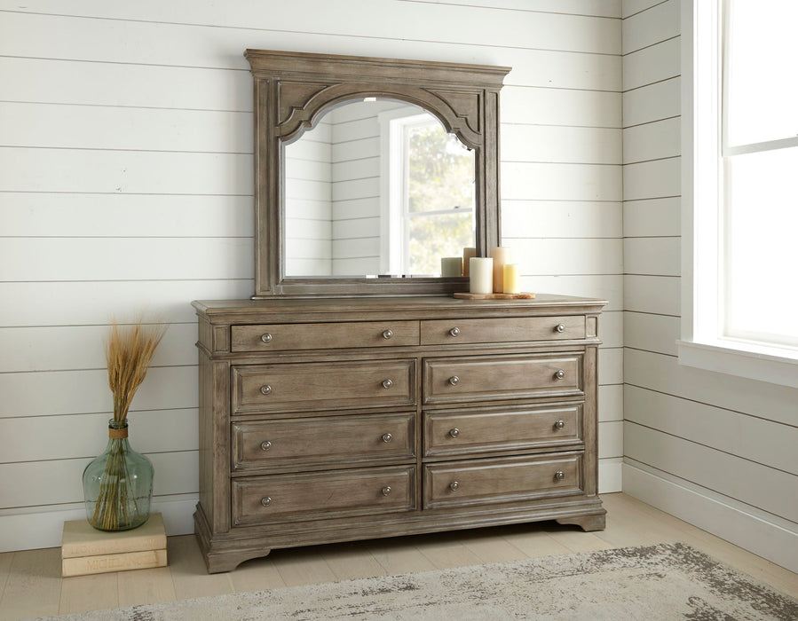 Highland - Dresser