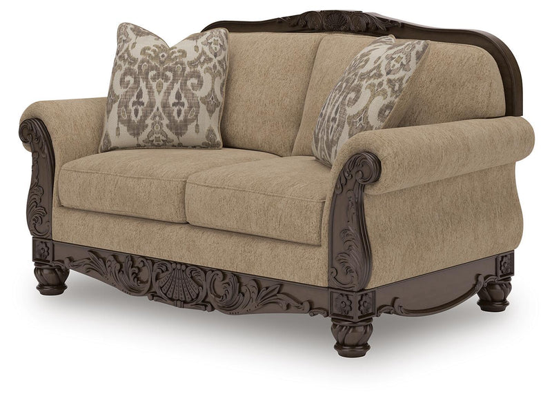 Chelsworth - Loveseat - Golden