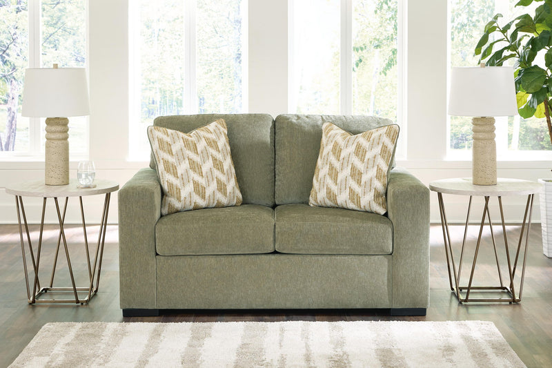 Bridgepoint - Loveseat