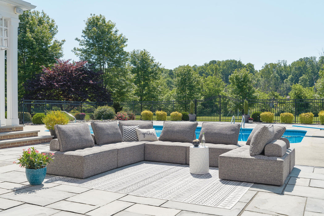 Bree Zee - 7-Piece Outdoor Sectional - Brown