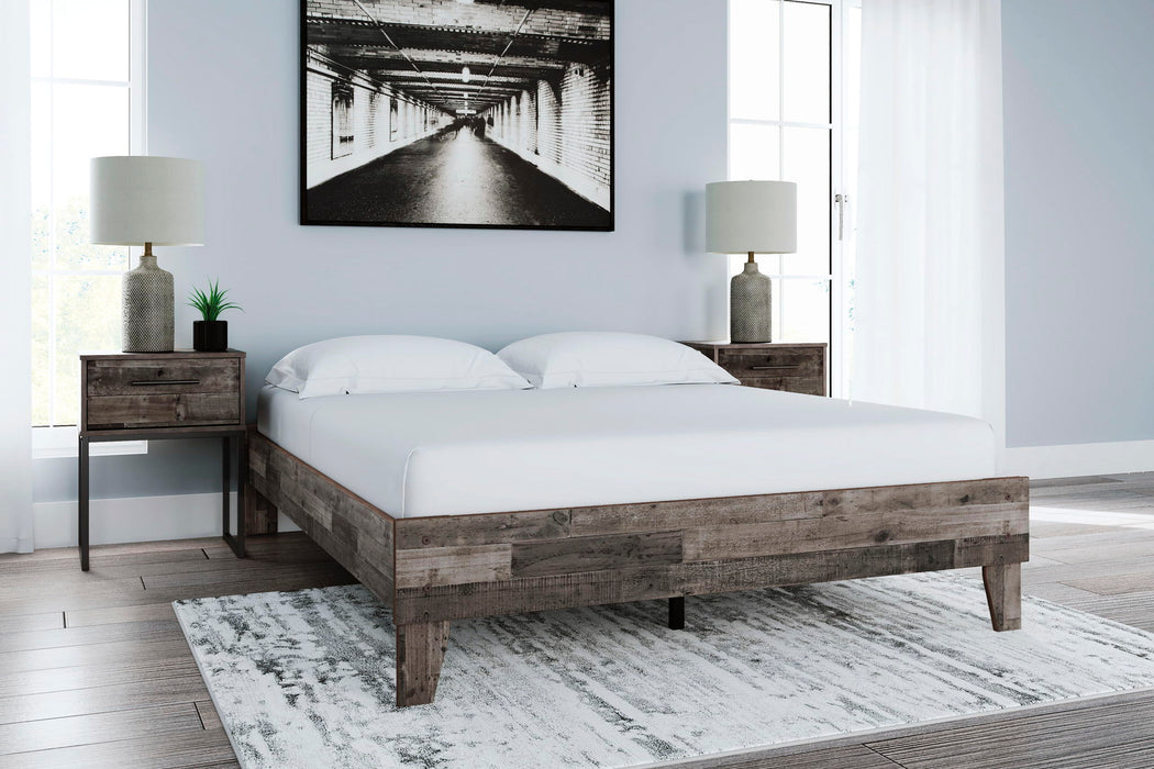 Neilsville - Platform Bed