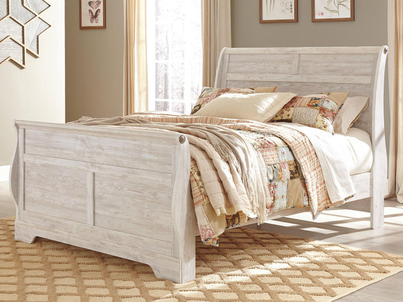 Willowton - King Sleigh Bed - Whitewash