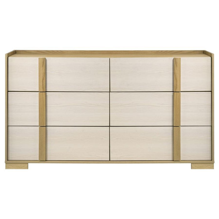 Hyland - 6-Drawer Dresser