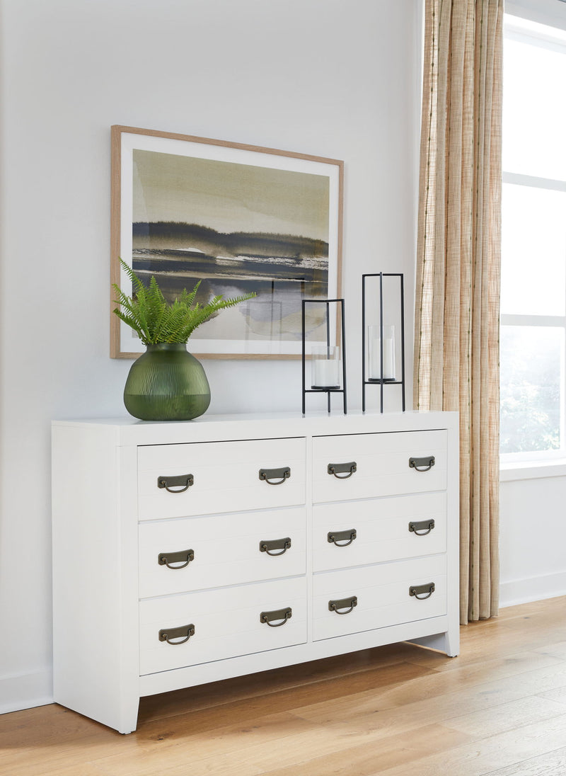 Binterglen - 4 Pc. - Dresser, Mirror, Chest, Full Panel Bed - White
